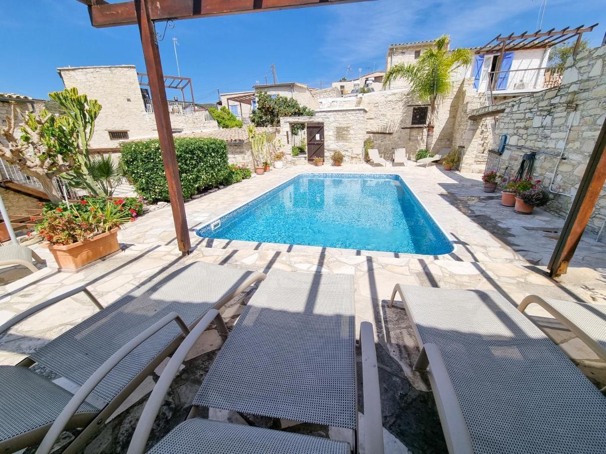 Poseidon'S Pool Paradise Skarinou Buitenkant foto